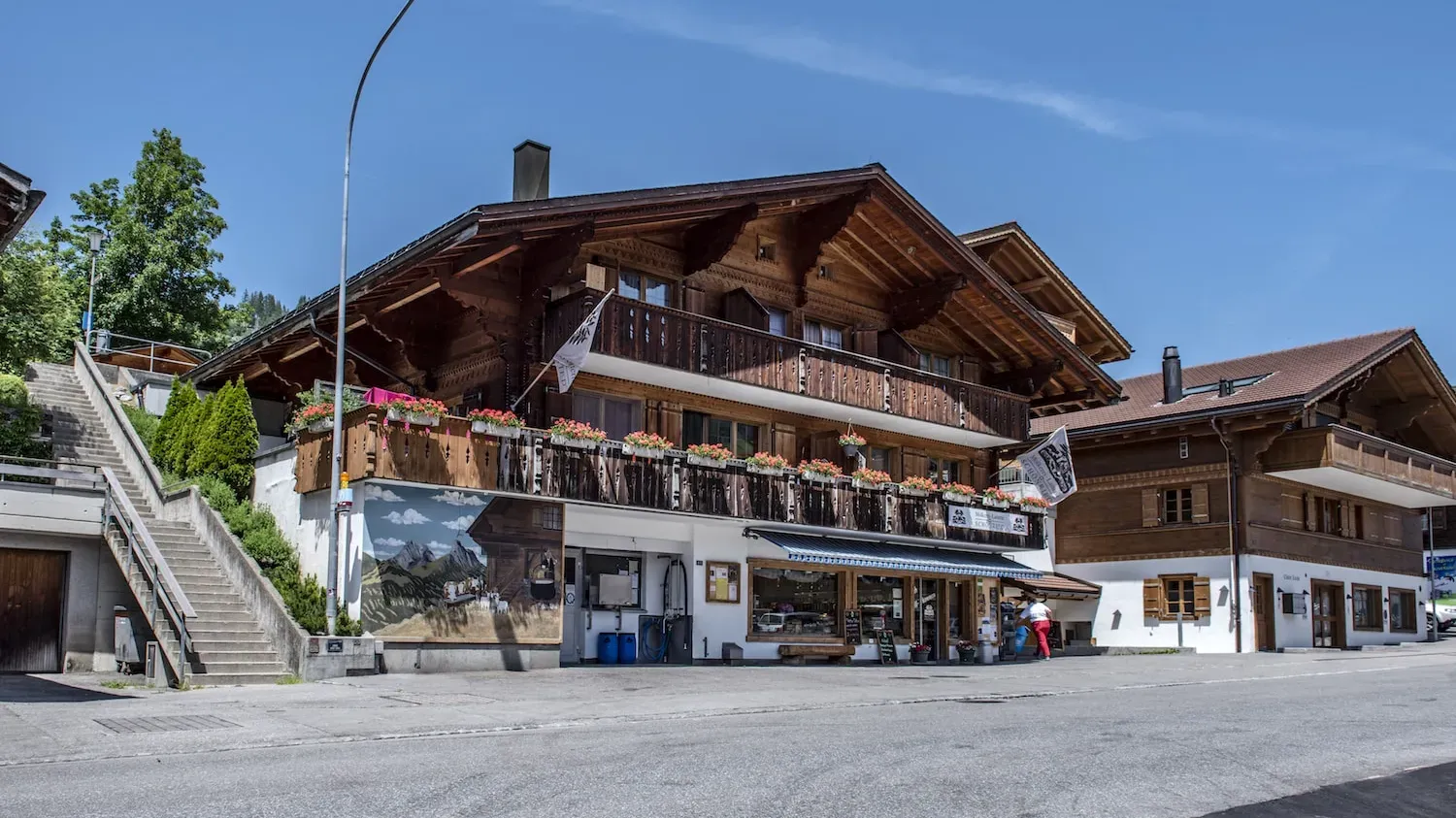 Molkerei Schoenried Aussenansicht Schmid Käse Adelboden